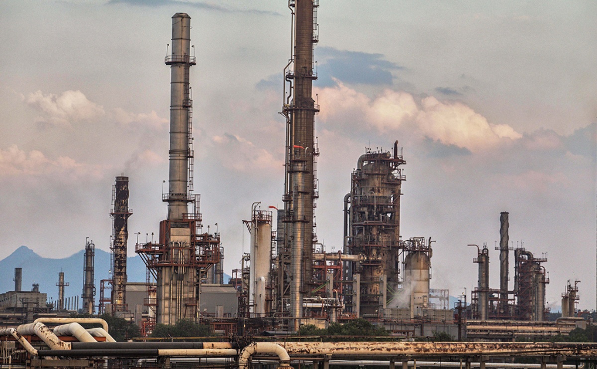 Por: Cortesía Explosión de refinería de PEMEX en Tula
