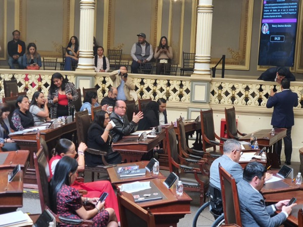 Por: Cortesía Congreso de Puebla aprueba castigar zoofilia con 4 años de cárcel