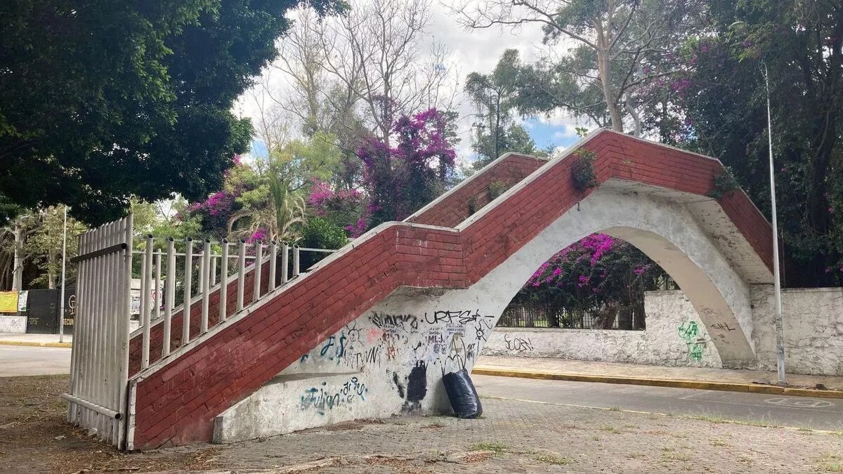 Por: Cortesía Retirarán puente no funcional en el Centro Escolar Niños Héroes de Chapultepec