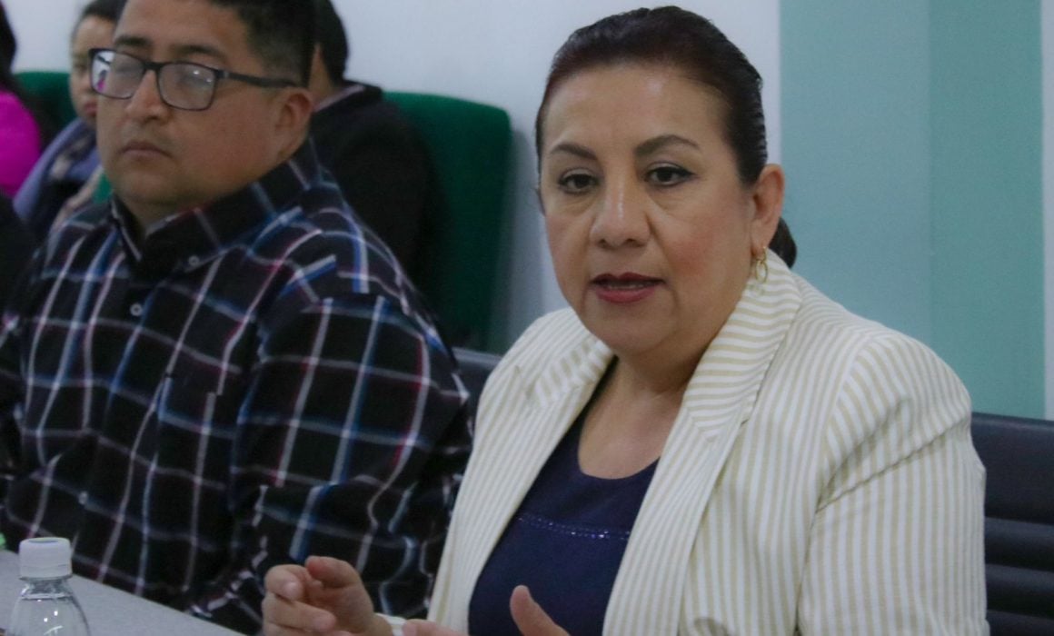 Se incorporan activistas en pro de la mujer en áreas de Gobierno