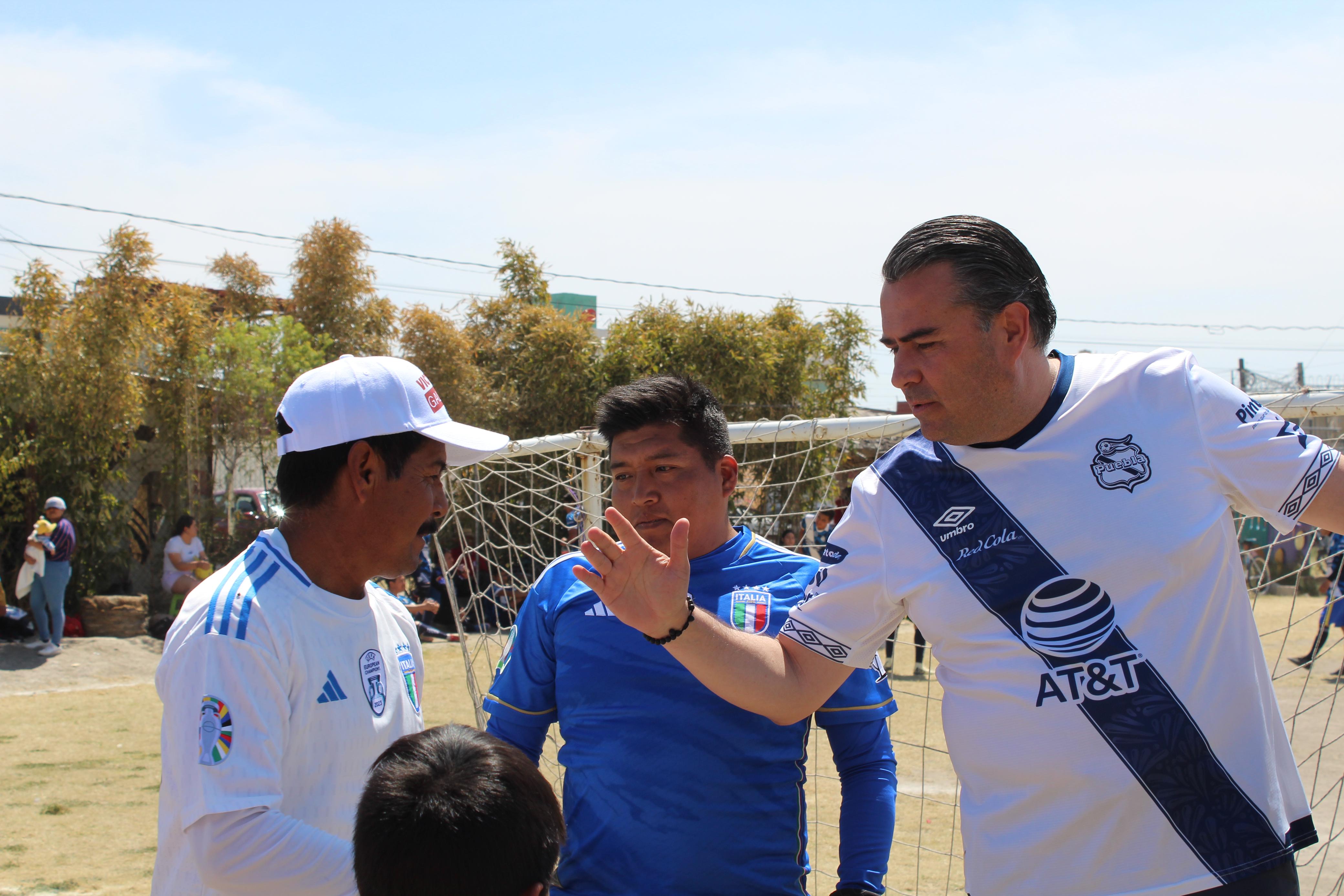 Por: Cortesía Lula Pineda Emocionante encuentro futbolístico en campos de San Diego Xochitepec
