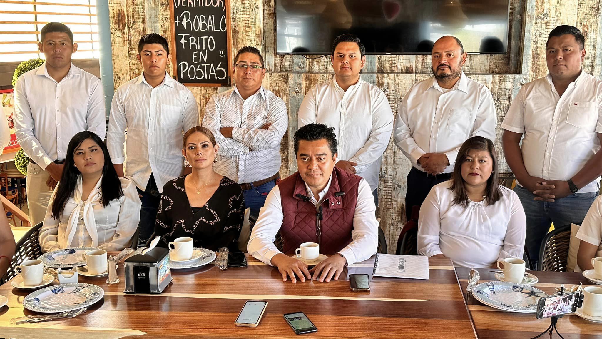 Por: Cortesía Lula Pineda Omar Pérez  lidera encuesta para coordinador de Morena en San Andrés Cholula