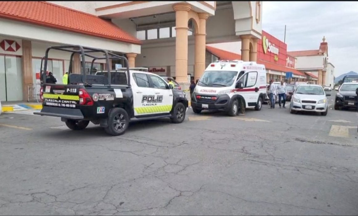 Muere hombre tras sufrir un paro cardíaco en Soriana de Ocotlán, Tlaxcala