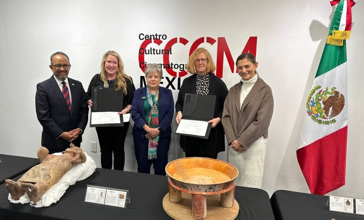 Restituyen 30 piezas prehispánicas a México a través del Consulado CA