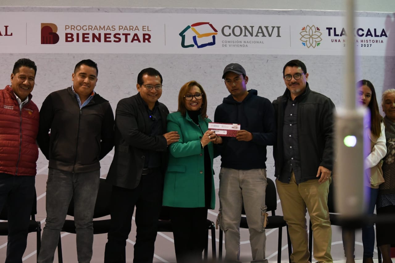Benefician a 880 tlaxcaltecas con 35 mil pesos para mejorar su vivienda