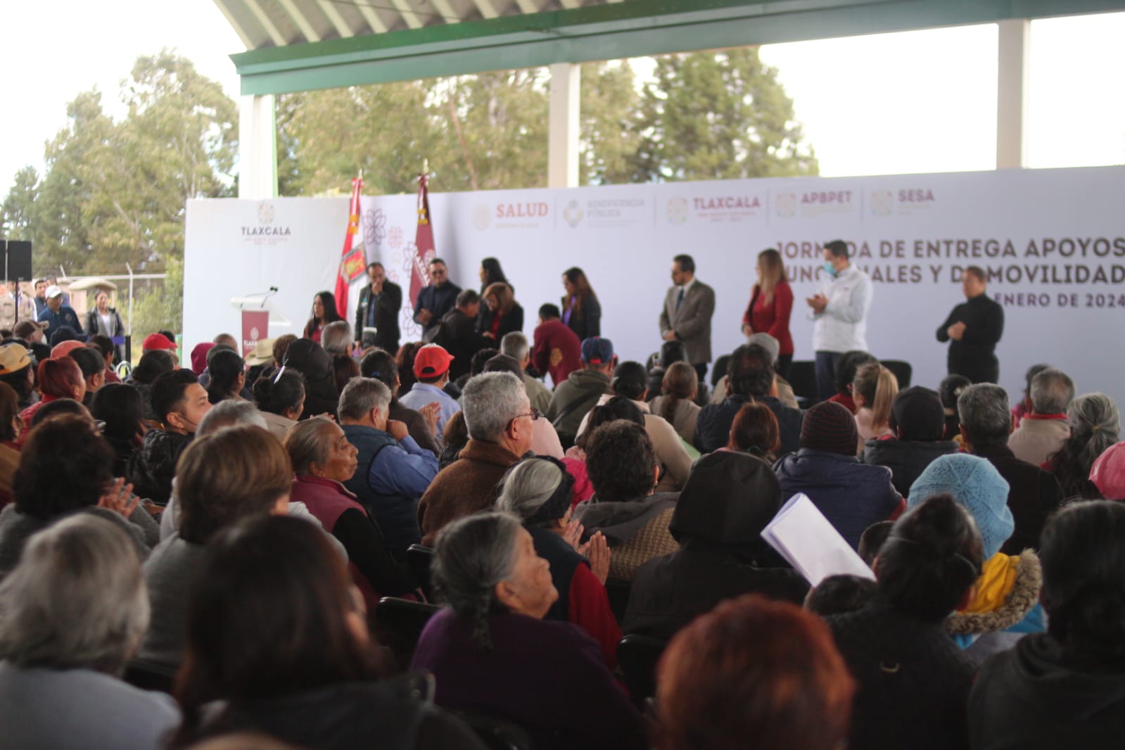 Sigue entrega de aparatos funcionales en Tlaxcala