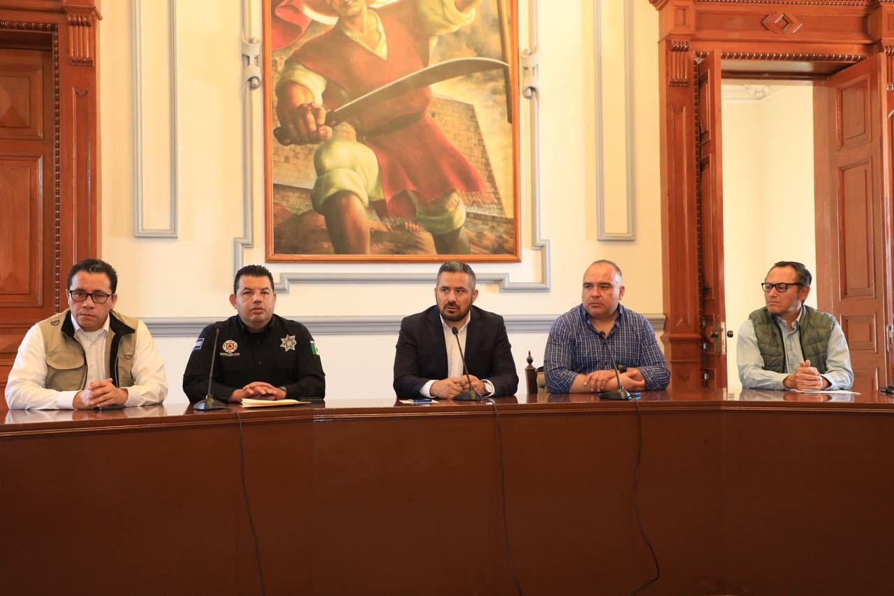 Por: Cortesía  Ayuntamiento de Puebla informa acciones tras caída de ceniza