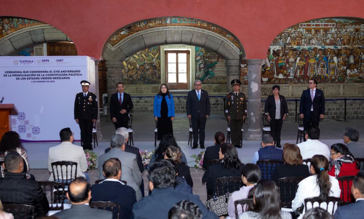Por: Cortesía Encabeza gobierno de Tlaxcala acto cívico por aniversario de la Constitución