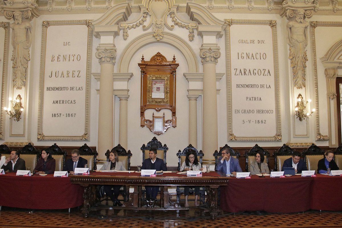  Sin candados, funcionarios del Ayuntamiento de Puebla libres de participar en elecciones de 2024: Adán Domínguez