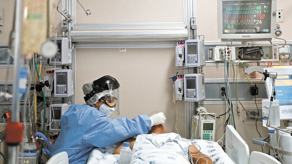 Por: Cortesía 16 hospitales tienen más del 50% de ocupación de internados por Covid-19 e influenza