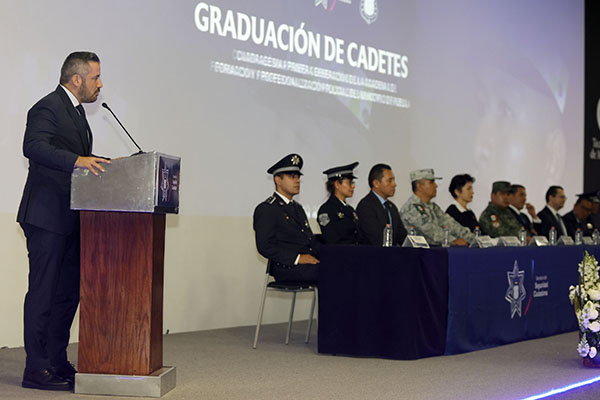 Por: Cortesía Alcalde de Puebla celebra graduación de 69 nuevos policías y resalta su compromiso con la comunidad