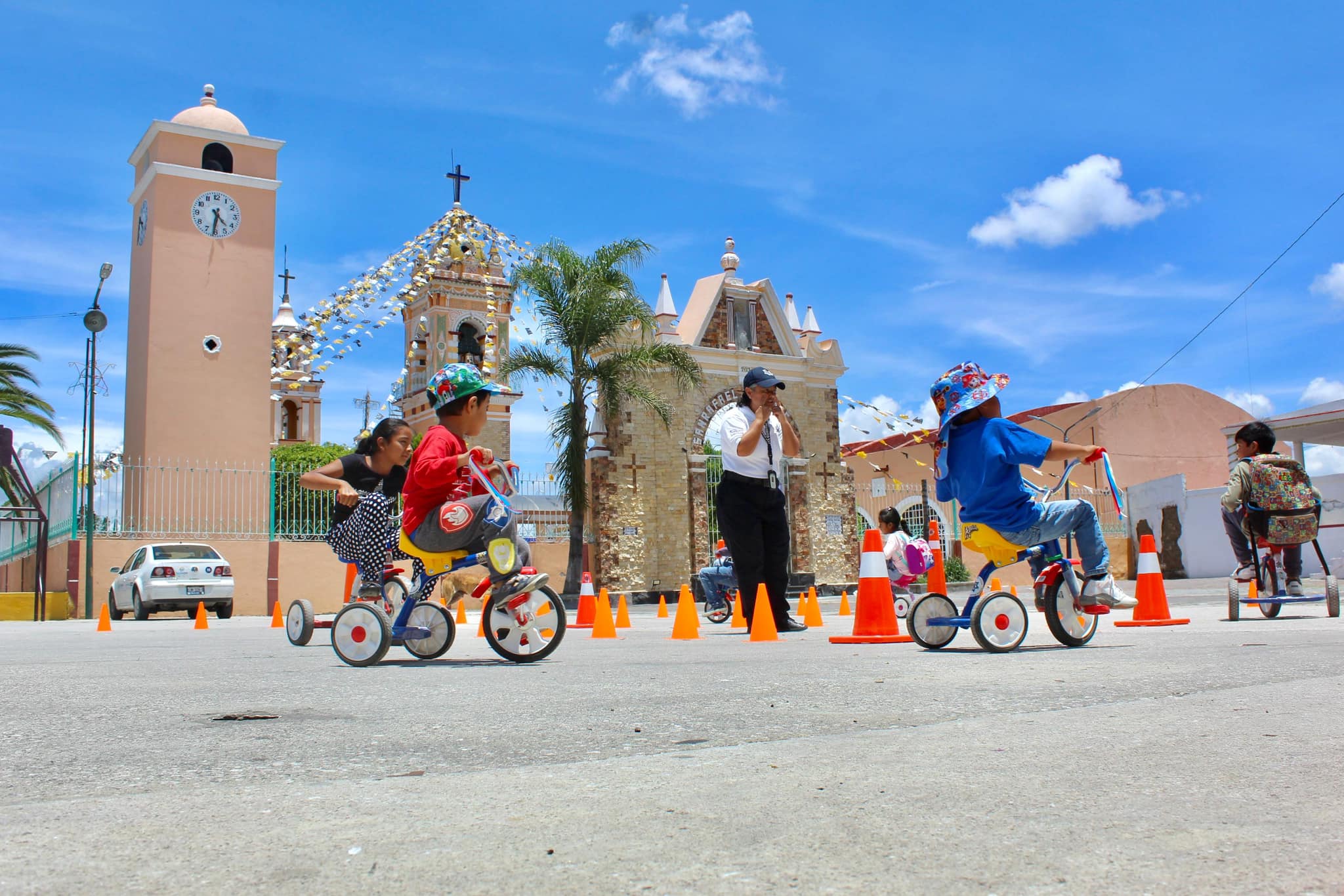Por: Cortesía Lula Pineda Regresan “Martes Ciudadanos” a San Andrés Cholula con atención personal de Edmundo Tlatehui