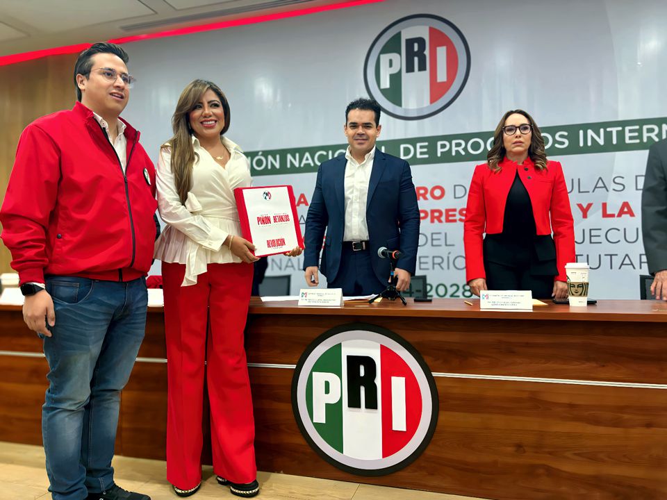 Por: Cortesía Lula Pineda Regidor de Cholula formaliza registro para contender contra “Alito”