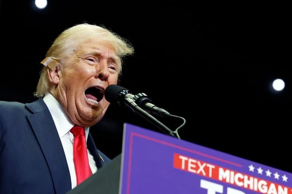 Por: Cortesía Donald Trump afirma que cárteles de México pueden quitar al presidente en minutos