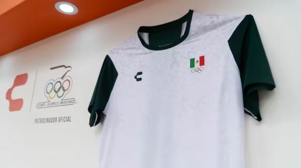 Por: Cortesía Charly patrocinador México