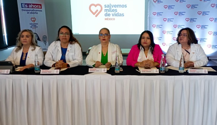 Por: Cortesía Profesionales de la salud en Puebla piden al Congreso del Estado despenalizar el aborto