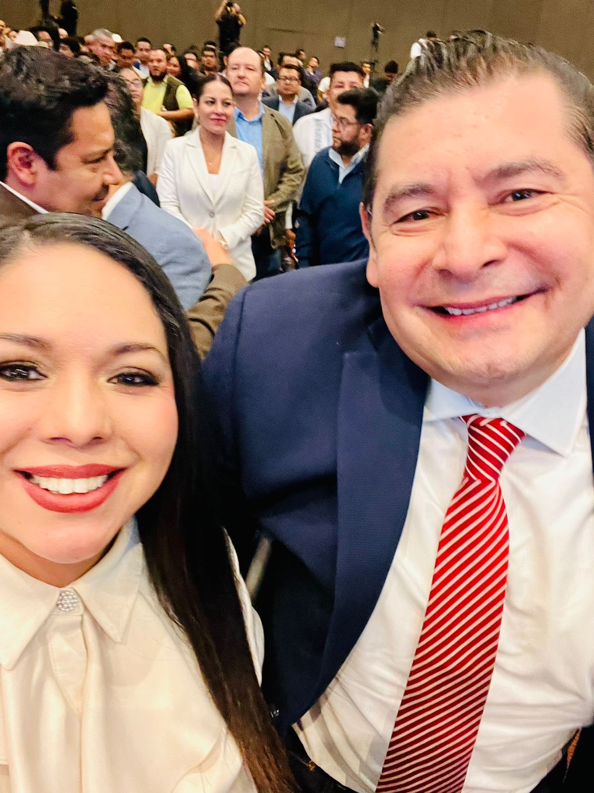 Tonantzin Fernández participa en capacitación para presidentes municipales electos