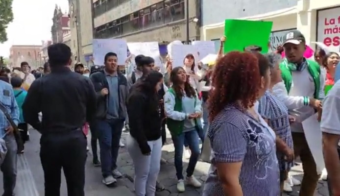 Gobernador Sergio Salomón Céspedes no aprueba sanciones por bloqueos durante manifestaciones