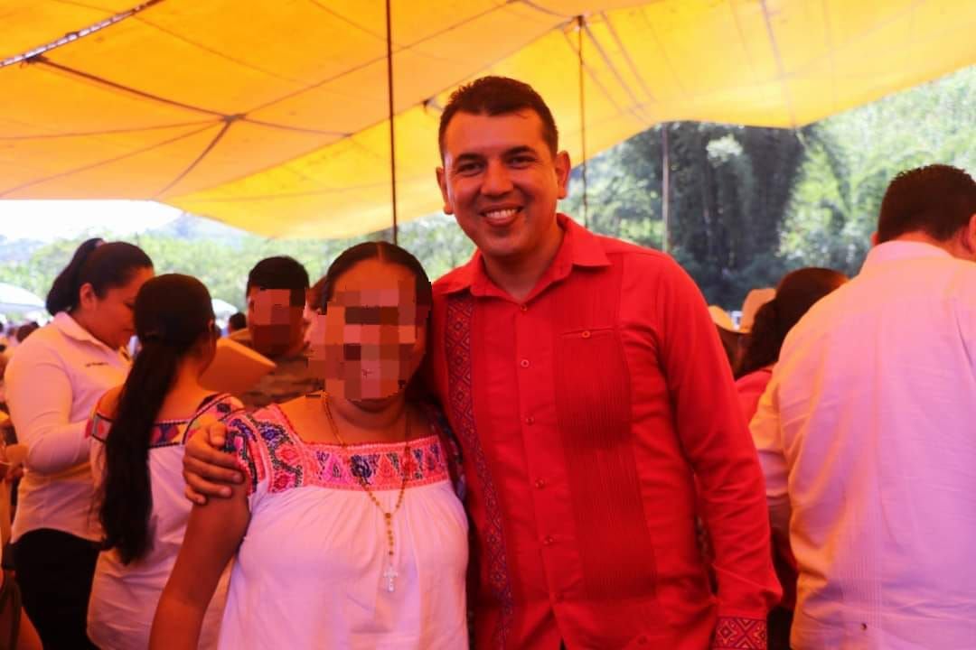 Por: Cortesía Detienen a edil de Huehuetla en Cuapiaxtla; llevaba medio mdp sin comprobar