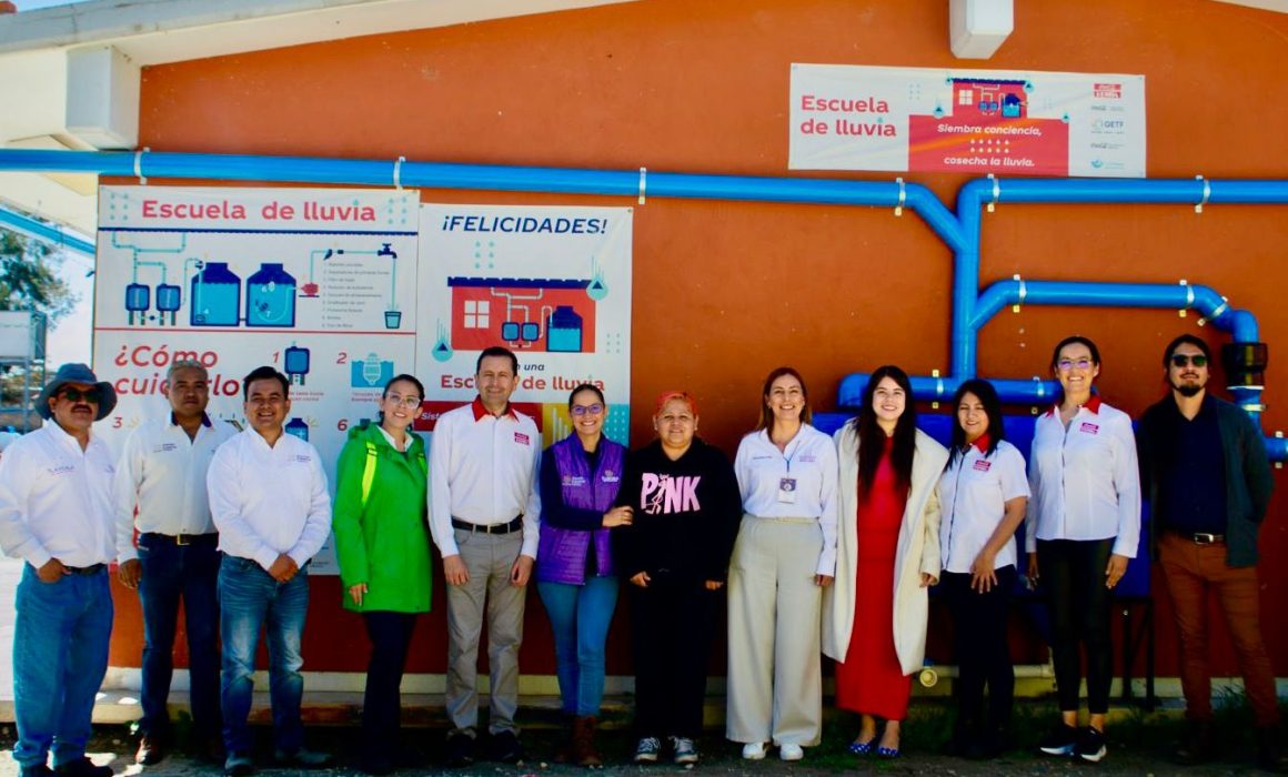 Por: Cortesía Recorre Secretaría de Bienestar planteles beneficiados en Huamantla