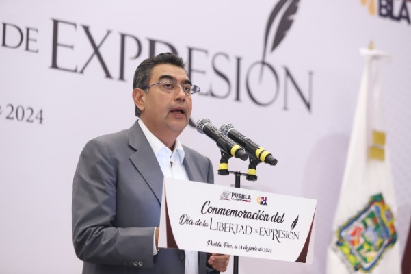 Gobernador promete diálogo de respeto con medios de comunicación 