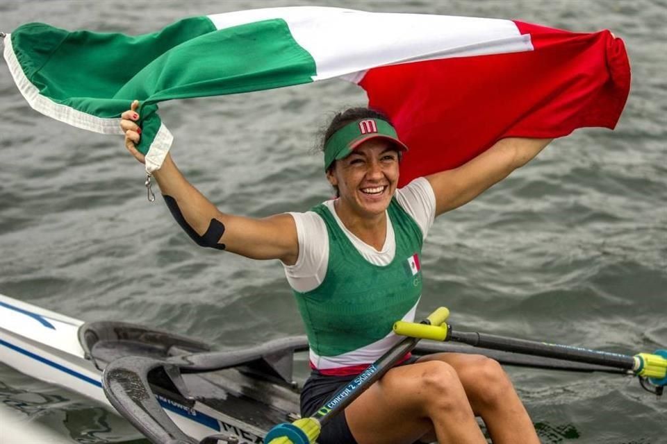 Por: Cortesía Kenia Lechuga gana medalla de bronce en Copa Mundial de Remo