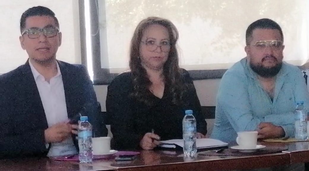 Por: Cortesía Lula Pineda Exmpleados sindicalizados del ayuntamiento de Cuautlancingo obtienen amparo federal