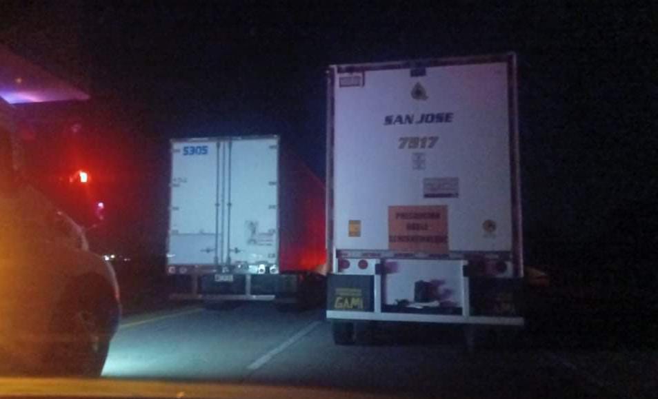 Campesinos mantienen bloqueo en el Arco Norte