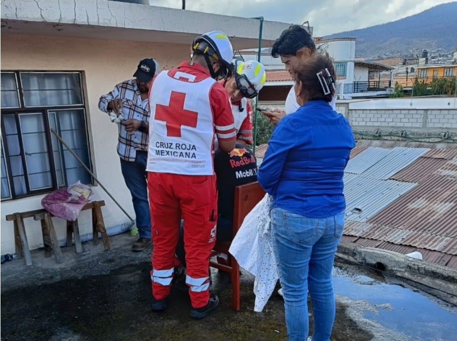 Por: Cortesía Cae desde un tercer piso y salva la vida, en Tlaxco