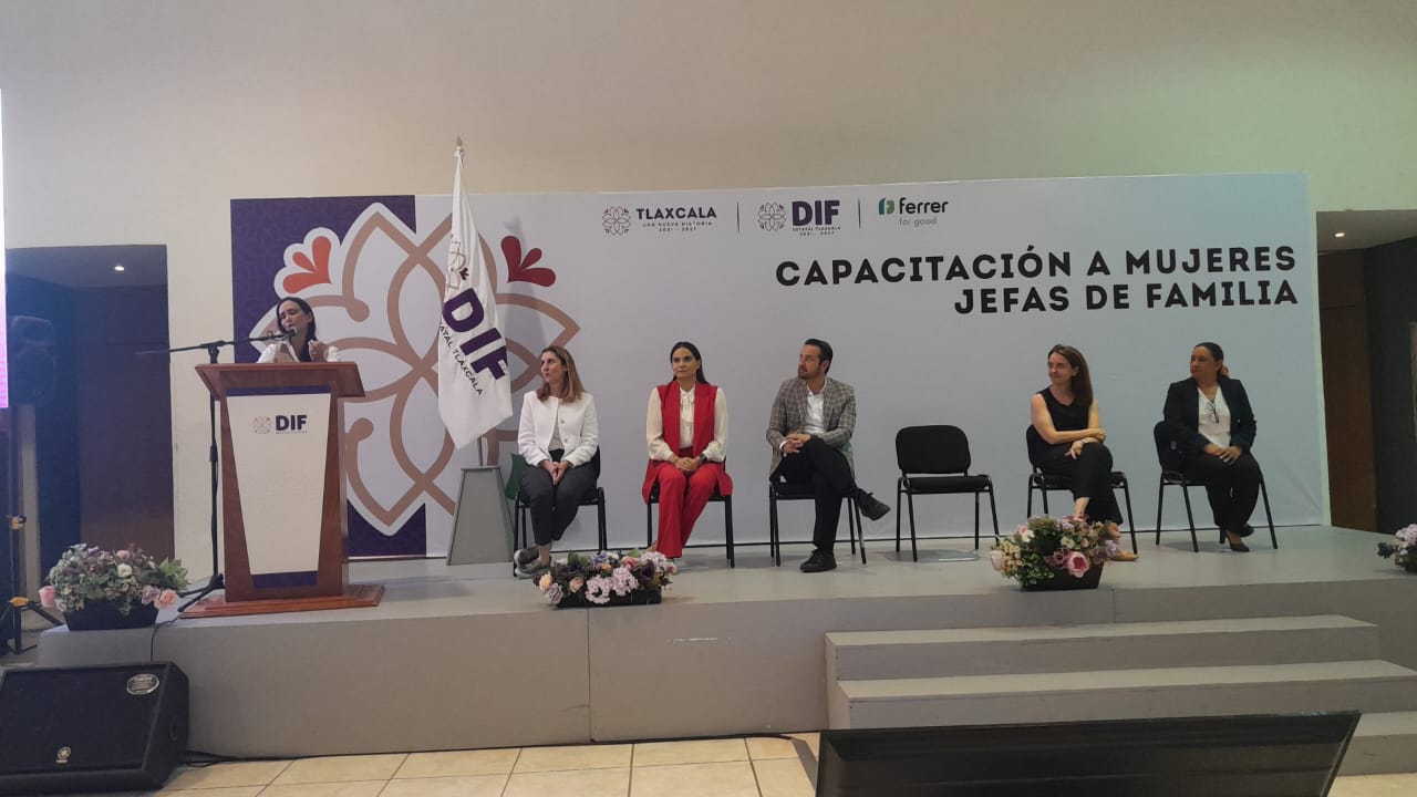 SEDIF inicia capacitación para el emprendimiento de jefas de familia