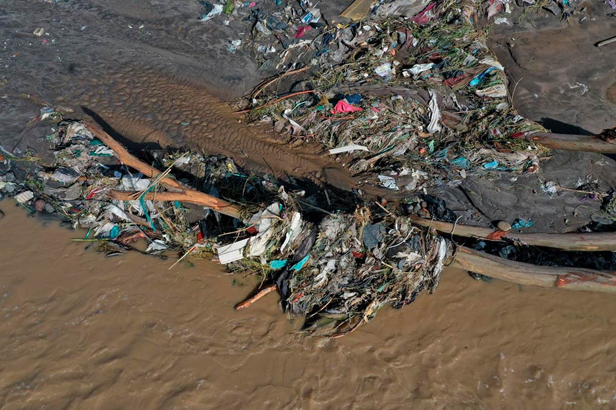 Por: Cortesía Basura