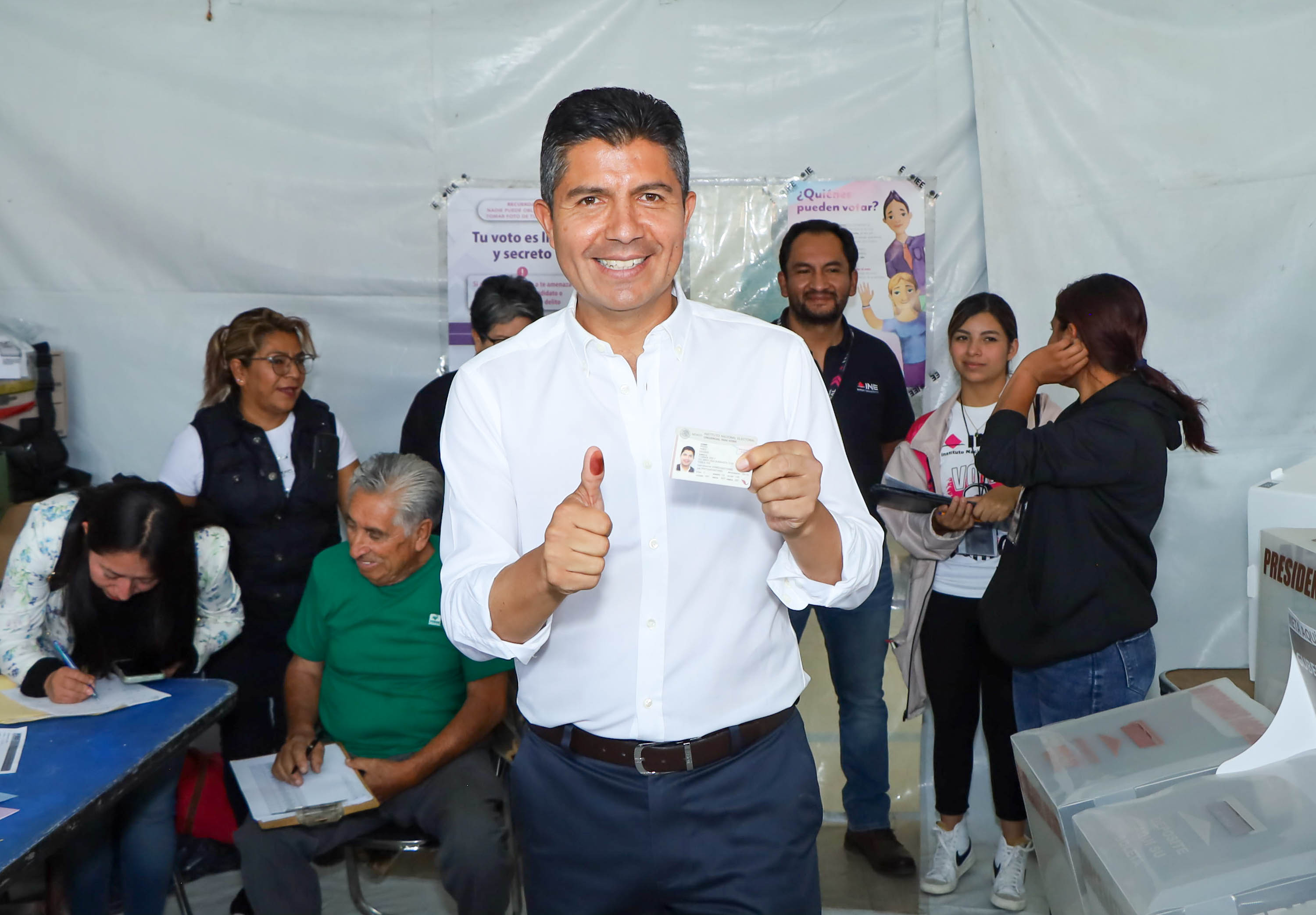 Por: Cortesía Eduardo Rivera llama a defender el voto