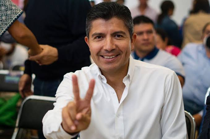 Por: Cortesía Eduardo Rivera se proclama virtual ganador de la contienda electoral