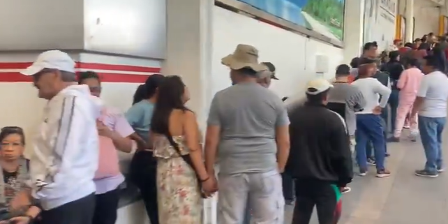 Elecciones Puebla 2024: se registra multitud y retraso de apertura de casillas