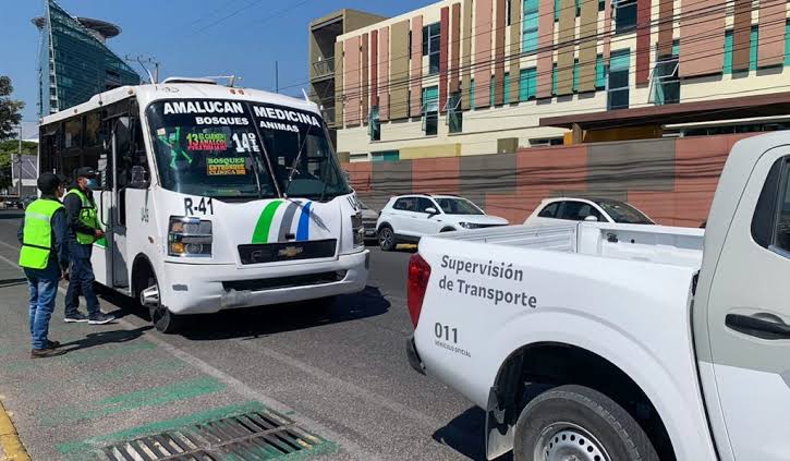 Por: Cortesía Detienen a 32 Personas por Robo a Transporte Público en Puebla: Adán Domínguez