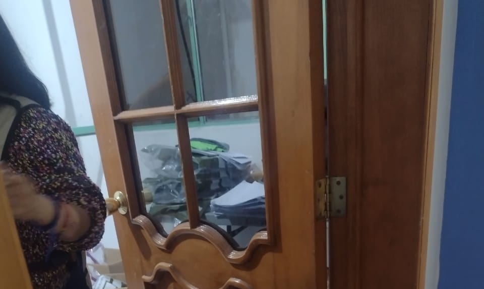 Por: Cortesía Lula Pineda Coronanguenses amenazan con cerrar la autopista México-Puebla por inconsistencias en el conteo de papeletas, ya hay toque de campanas