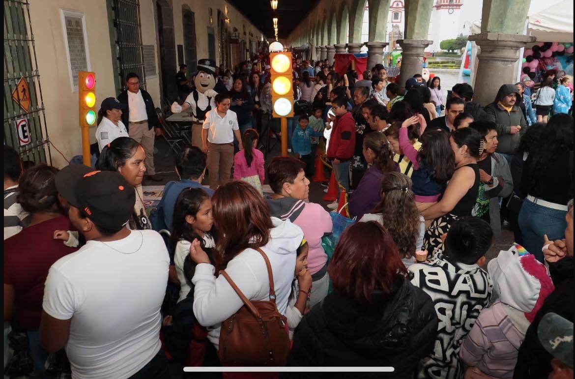 comunicado oficial Más de 3 mil niñas y niños disfrutaron del festival difundiendo sonrisas, en San Pedro Cholula