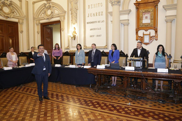 Por: Cortesía Artemio Pacheco Serrano asume como regidor suplente en Cabildo de Puebla