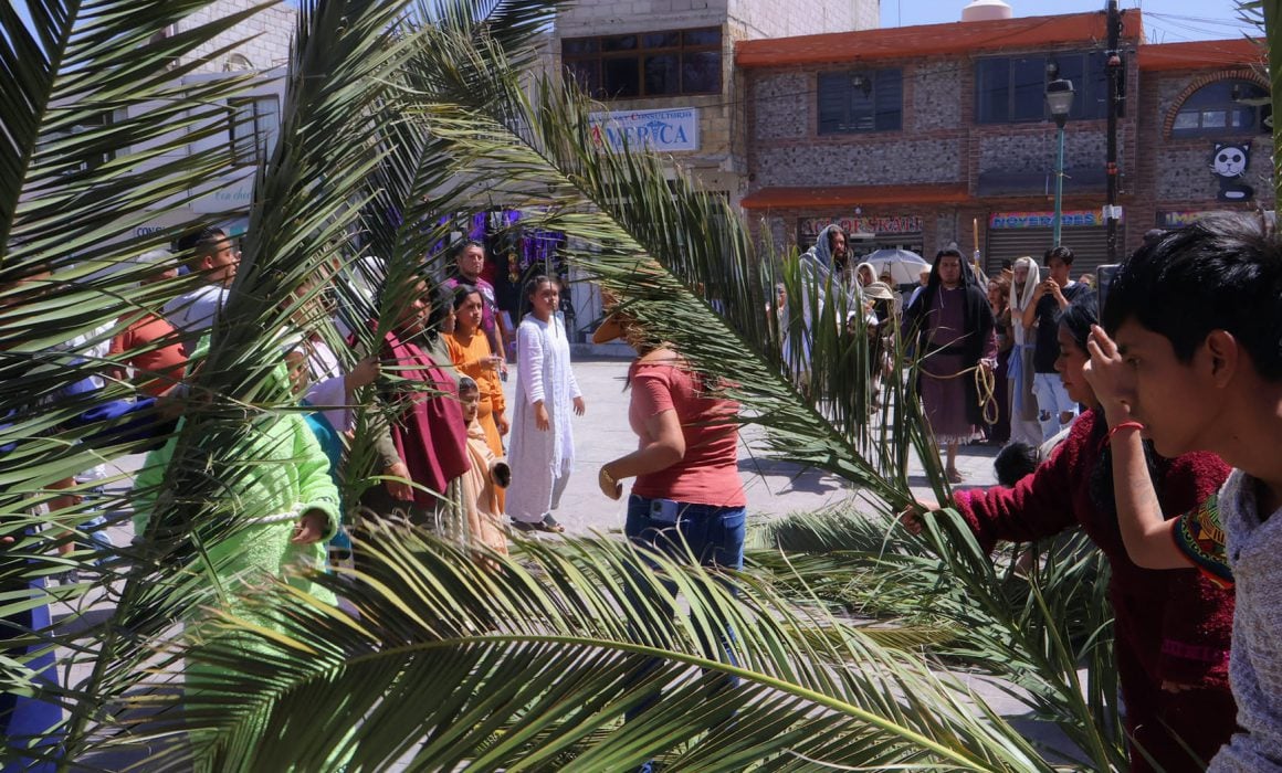Realizan escenificación de Domingo de Ramos en Chiautempan