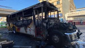 Por: Cortesía Incendia camión urbano de Acapulco