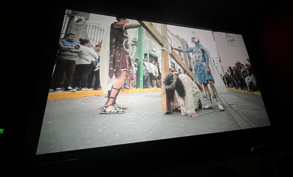 Presenta Chiautempan documental de Semana Santa