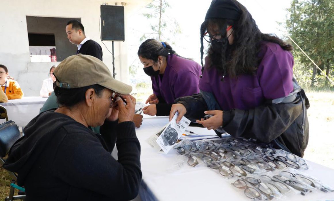 Ofrece Sedif apoyo integral a madres de familia en vulnerabilidad