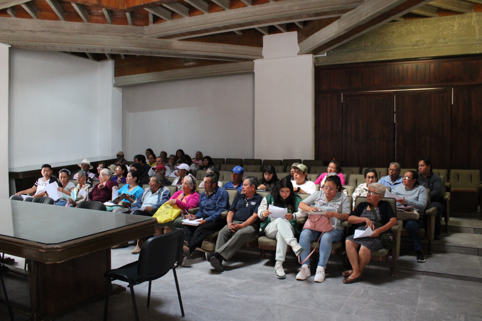  Orienta DAM a adultos mayores para trámite de nuevas visas americanas