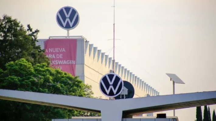 Por: Cortesía Habrá horas extra obligatorias para trabajadores del segmento 1 de Jetta en Volkswagen