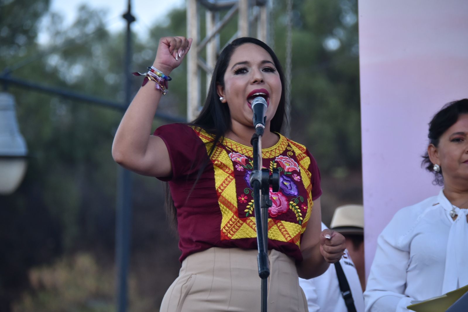 Por: Cortesía Lula Pineda Cierre de campaña en San Pedro Cholula: Tonantzin Fernández y Alejandro Armenta lideran el evento masivo