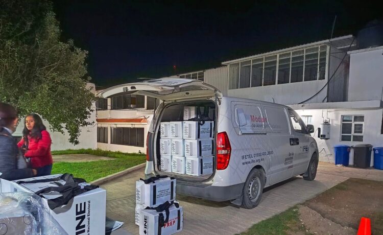 Por: Cortesía Roban más de 2 mil boletas electorales en Puebla