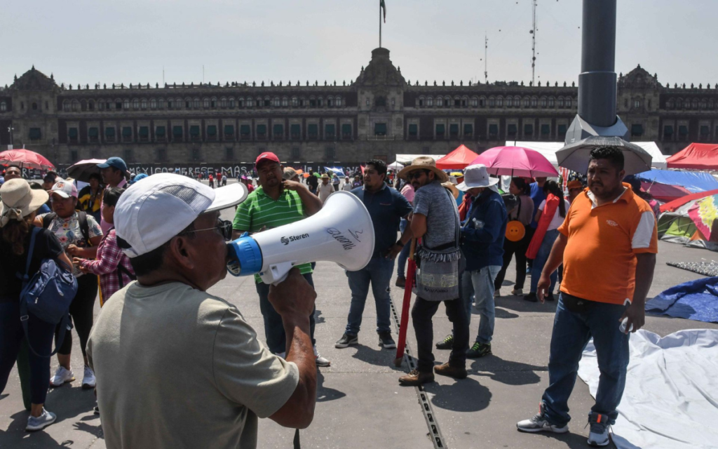 CNTE anunció paro indefinido en el Zócalo Capitalino 