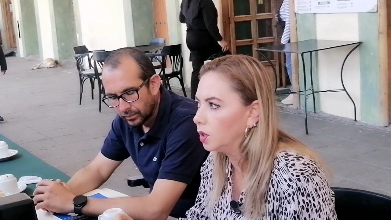 Por: Cortesía Lula Pineda Denuncia Paola Angon hackeo de página oficial del ayuntamiento, hostigamiento personal y a familiares