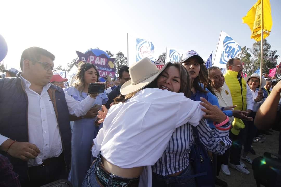 Por: Archivo  Niega Minerva Hernández bajarse de la contienda electoral