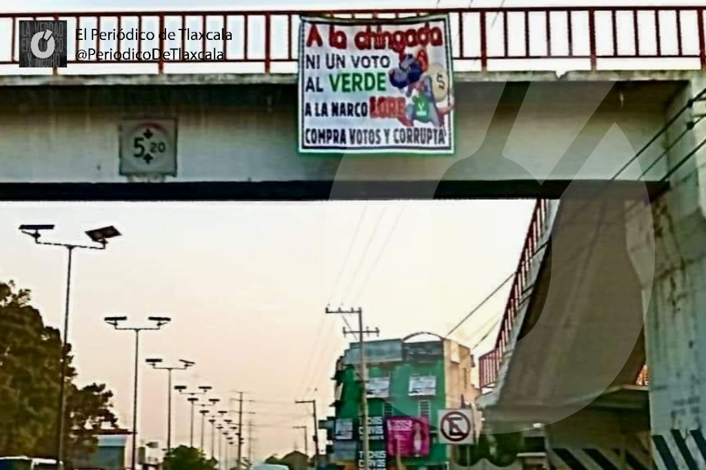 Por: Cortesía Dejan segunda lona con mensajes intimidatorios hacia políticos en Tlaxcala